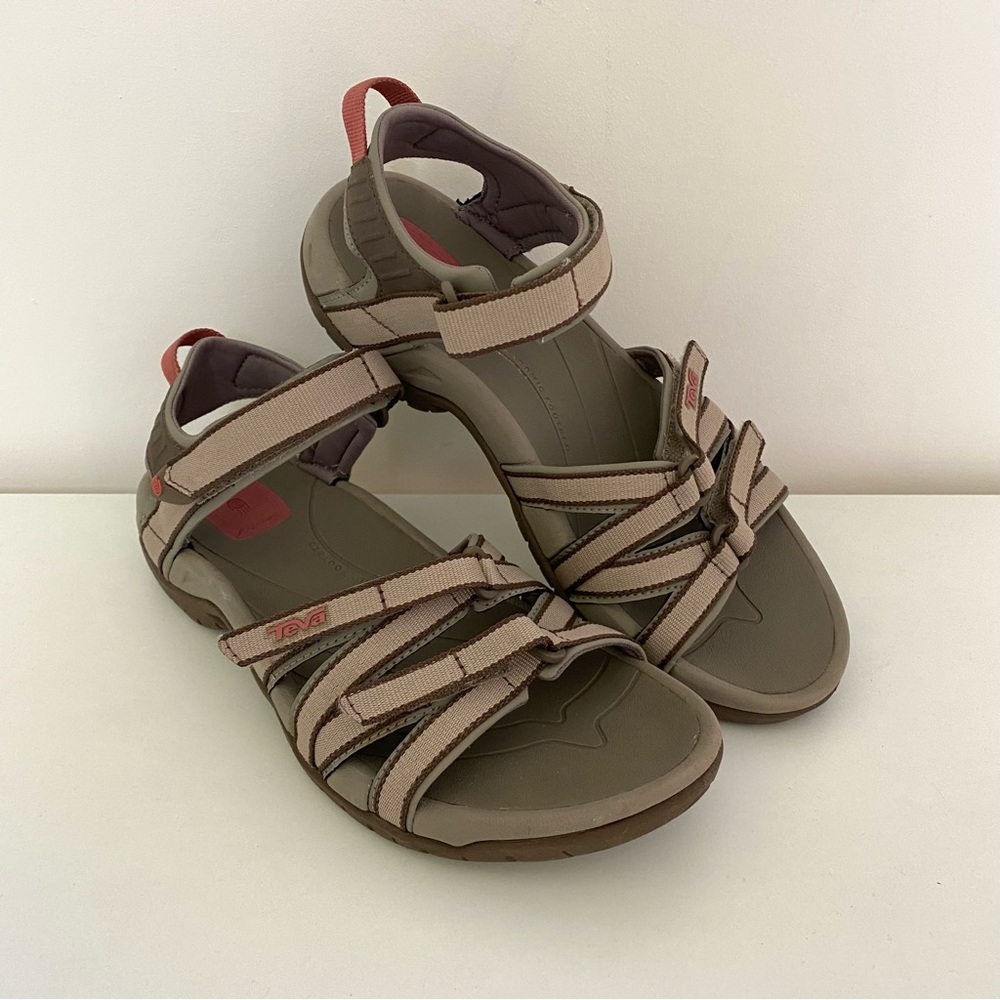 Teva Tirra Sandals, EUC